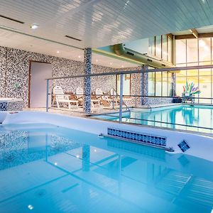 Best Western Ile De France Hotel & Spa